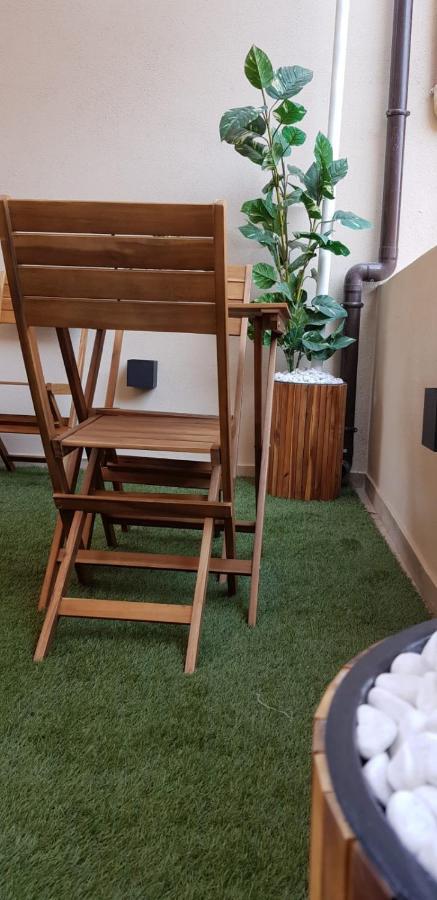 Suite Blanc Apartments - Monolocali Indipendenti Con Cucina E Bagno Privato - Check-In E Check-Out Con Codice In Autonomia H24 - Terrazza In Comune Guspini Exterior foto