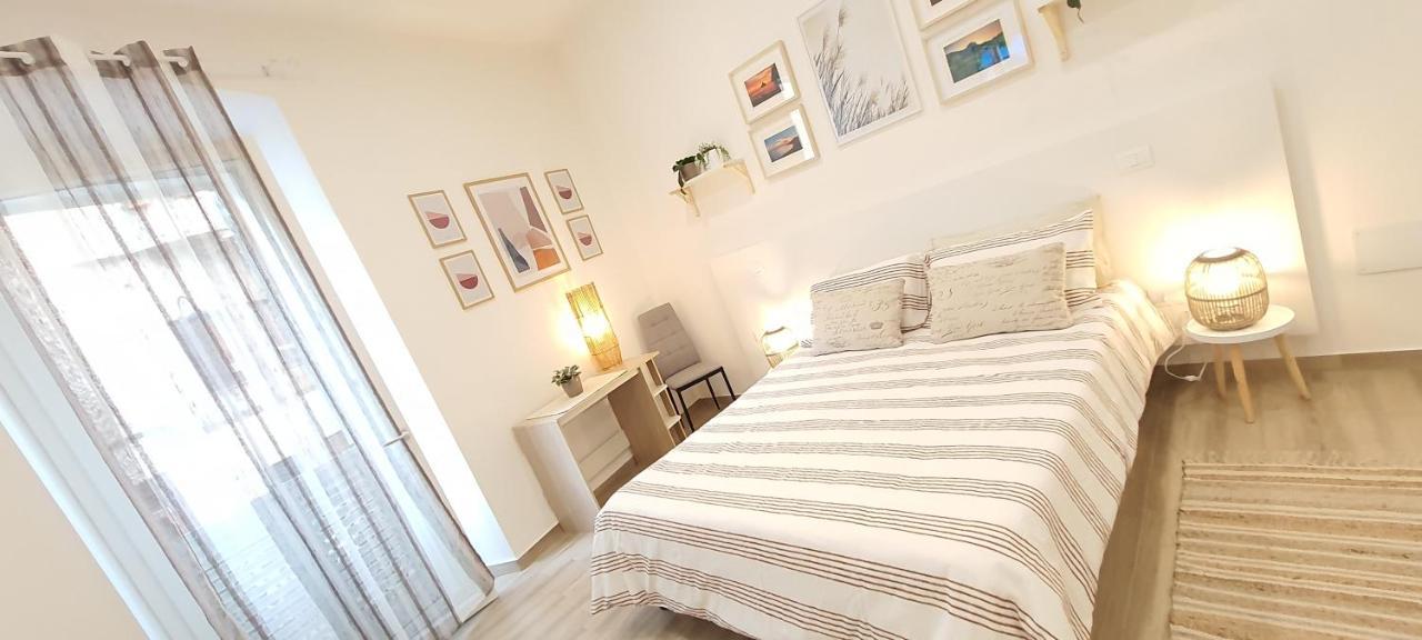 Suite Blanc Apartments - Monolocali Indipendenti Con Cucina E Bagno Privato - Check-In E Check-Out Con Codice In Autonomia H24 - Terrazza In Comune Guspini Exterior foto
