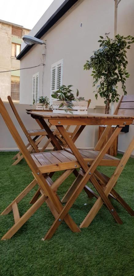 Suite Blanc Apartments - Monolocali Indipendenti Con Cucina E Bagno Privato - Check-In E Check-Out Con Codice In Autonomia H24 - Terrazza In Comune Guspini Exterior foto