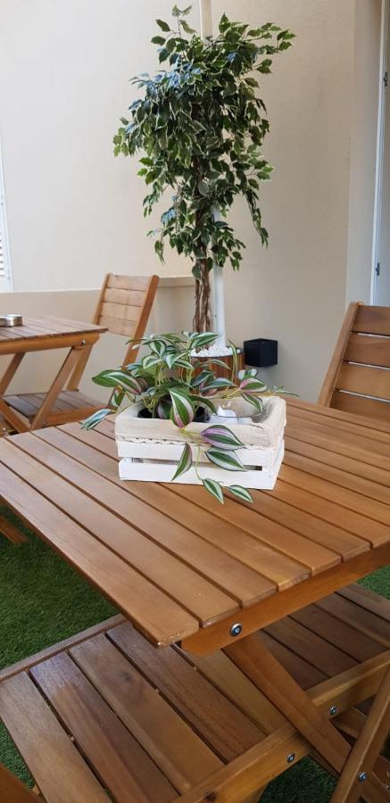 Suite Blanc Apartments - Monolocali Indipendenti Con Cucina E Bagno Privato - Check-In E Check-Out Con Codice In Autonomia H24 - Terrazza In Comune Guspini Exterior foto