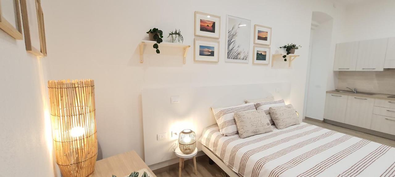 Suite Blanc Apartments - Monolocali Indipendenti Con Cucina E Bagno Privato - Check-In E Check-Out Con Codice In Autonomia H24 - Terrazza In Comune Guspini Exterior foto