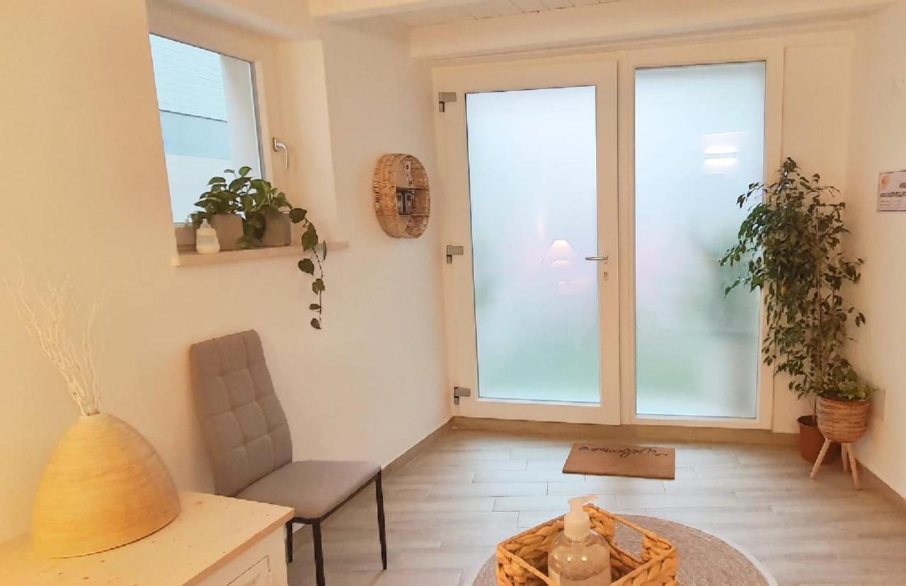 Suite Blanc Apartments - Monolocali Indipendenti Con Cucina E Bagno Privato - Check-In E Check-Out Con Codice In Autonomia H24 - Terrazza In Comune Guspini Exterior foto