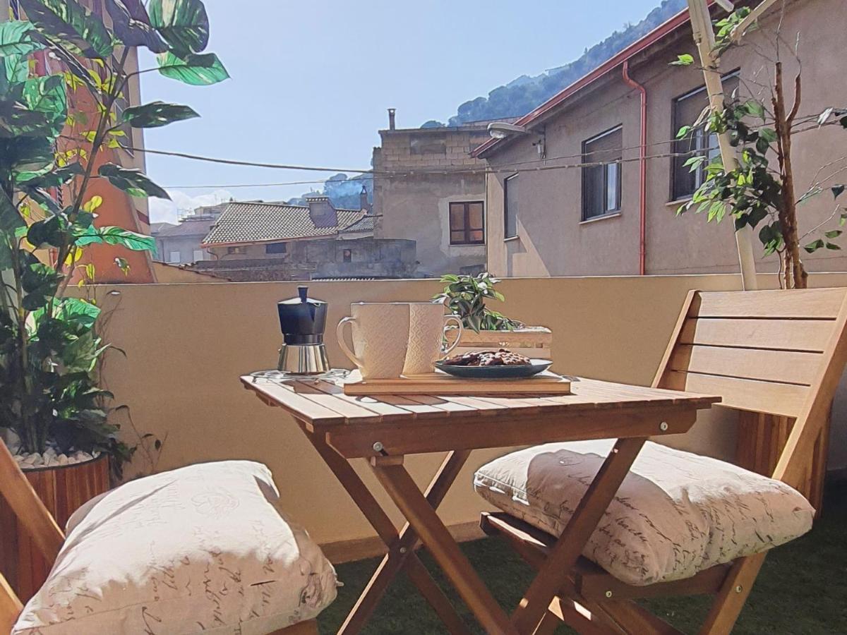 Suite Blanc Apartments - Monolocali Indipendenti Con Cucina E Bagno Privato - Check-In E Check-Out Con Codice In Autonomia H24 - Terrazza In Comune Guspini Exterior foto