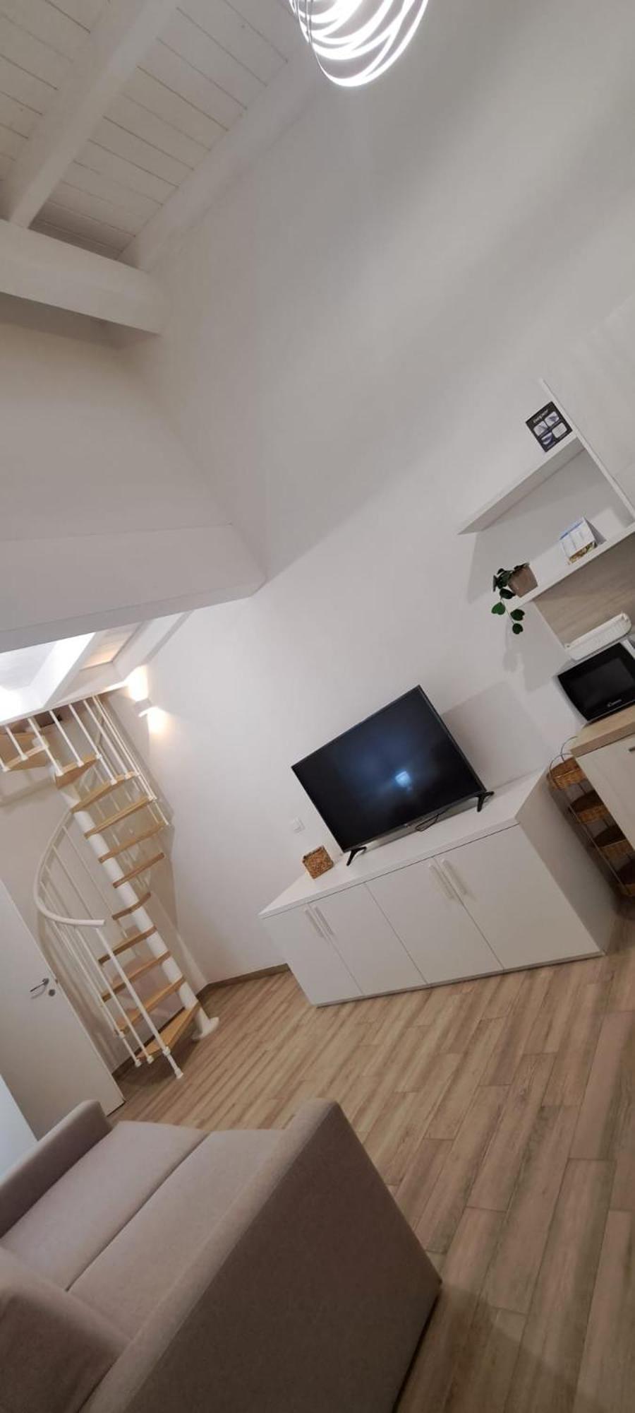 Suite Blanc Apartments - Monolocali Indipendenti Con Cucina E Bagno Privato - Check-In E Check-Out Con Codice In Autonomia H24 - Terrazza In Comune Guspini Exterior foto